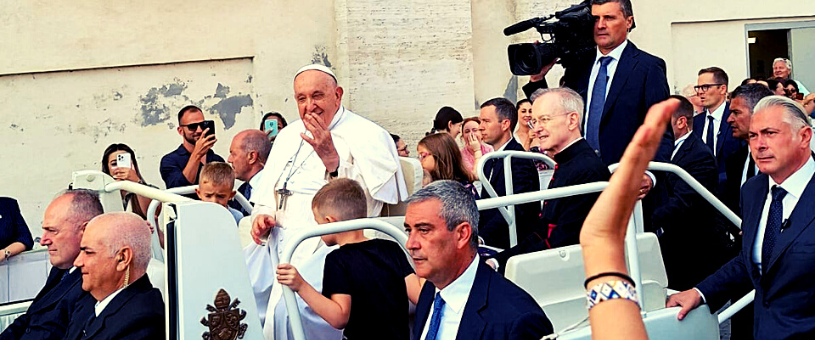 Audiência Papal: A Experiência de Encontrar o Papa de Pertinho